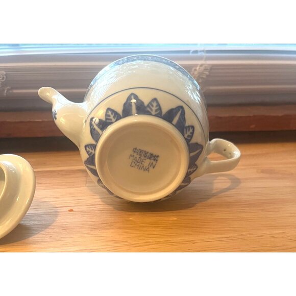 Tienshan Rice Grain Teapot With Blue Pattern - Picture 6 of 9